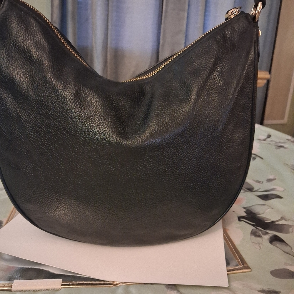 Michael Kors Dover Large Half Moon Shoulder Bag Black Pebbled Leather - Picture 9 of 13